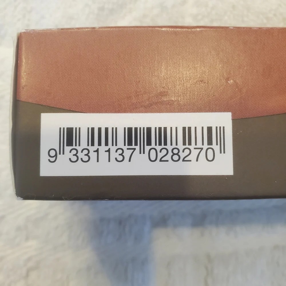 BECCA | 24 Hour Foundation - Cardamom